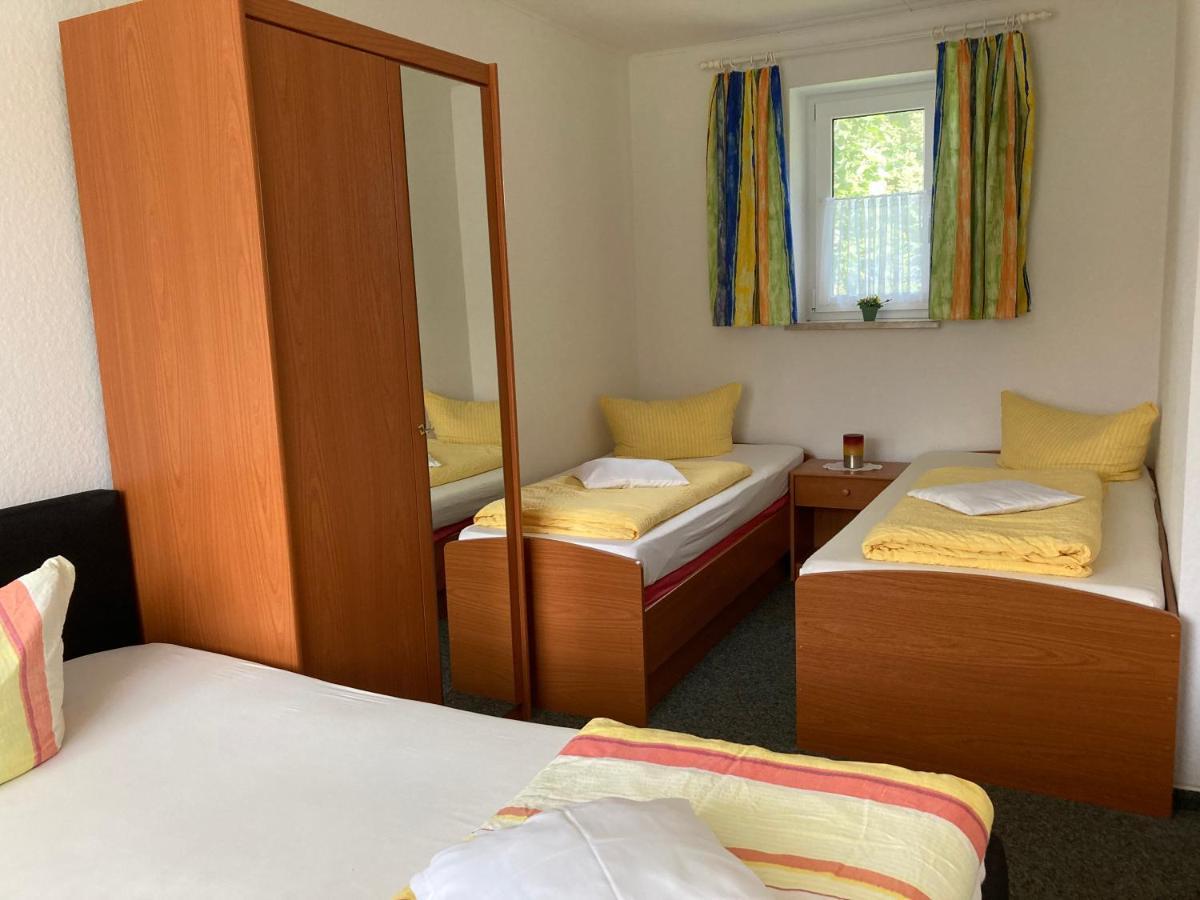 Hotel Am Schlosspark Mallin Room photo